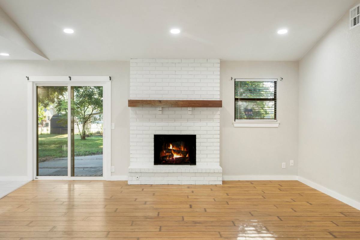 House for rent at 1811 S 148th W Ave, Sand Springs, OK 74063