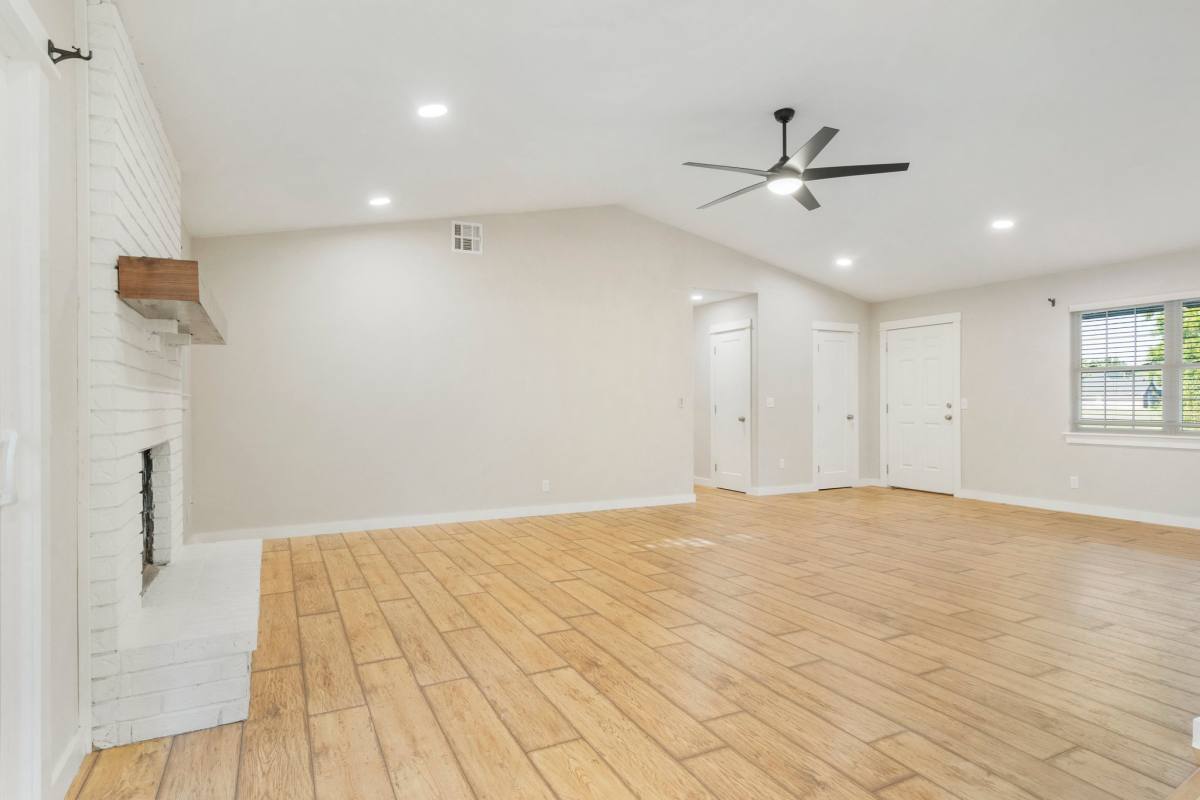 House for rent at 1811 S 148th W Ave, Sand Springs, OK 74063