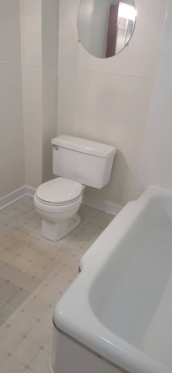 Apartment for rent at 115 No 5th St #2, Saint Charles, IL 60175