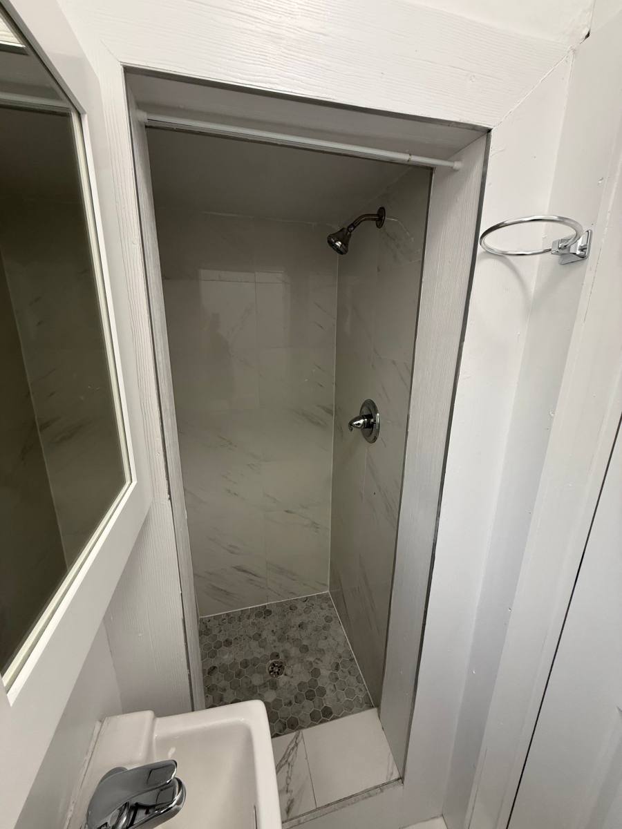 Apartment for rent at 264 9th Ave #6, Paterson, NJ 07524