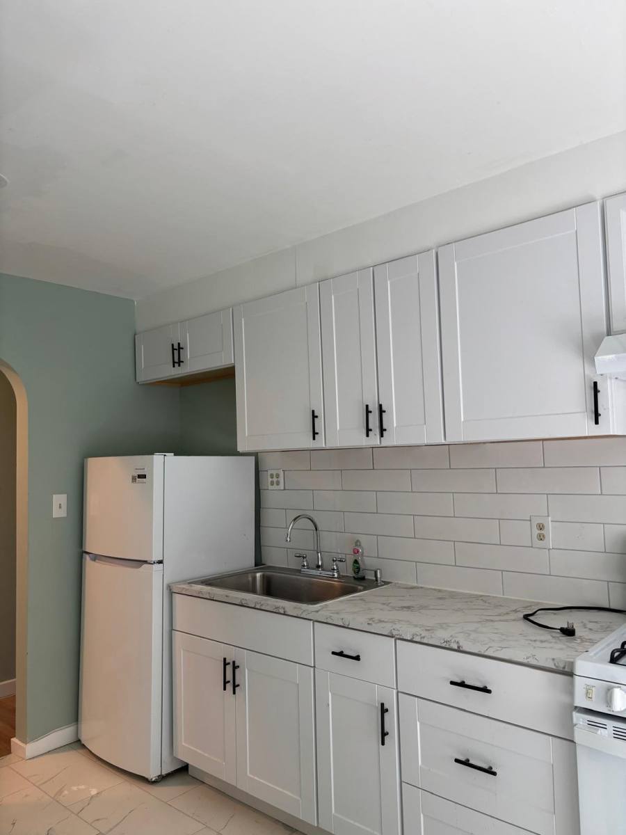 House for rent at 18851 85 Rd, Queens Village, NY 11427