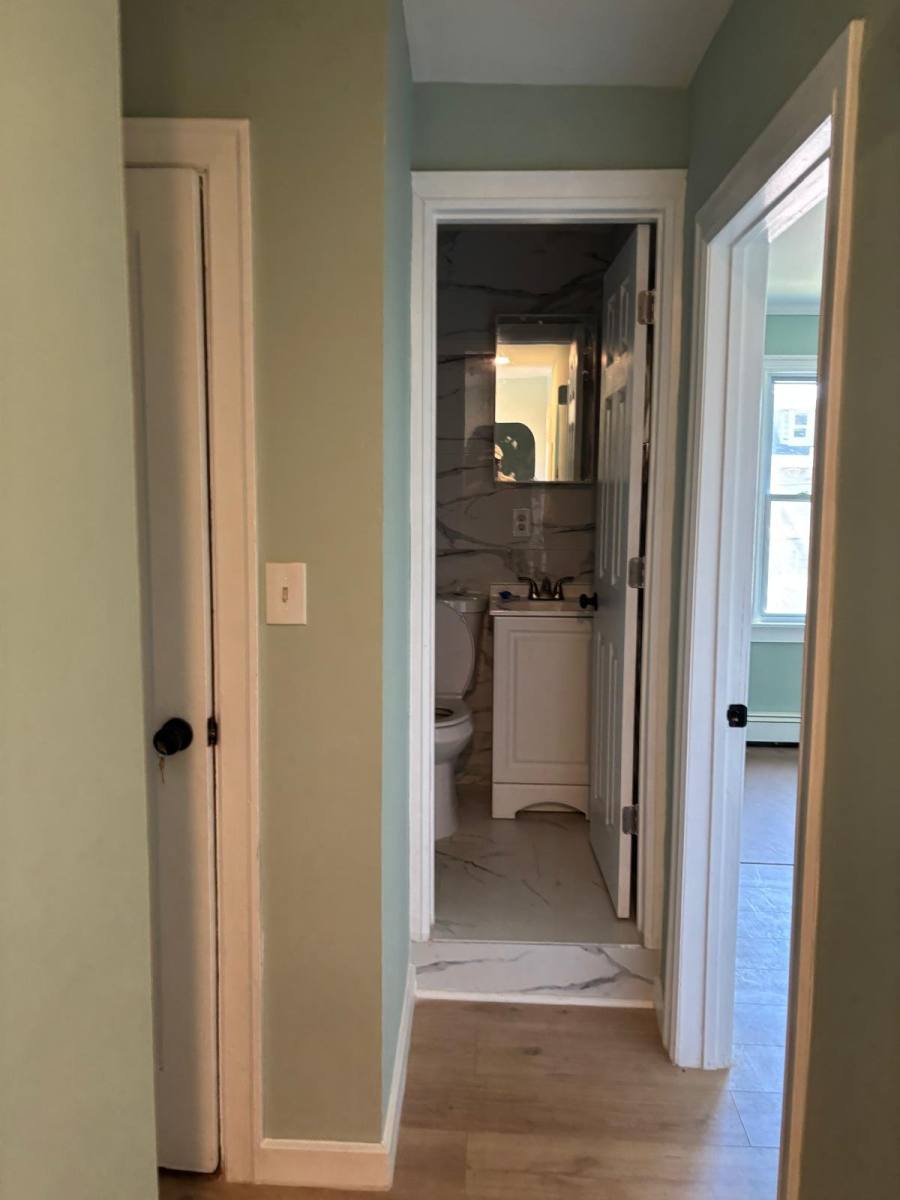 House for rent at 18851 85 Rd, Queens Village, NY 11427