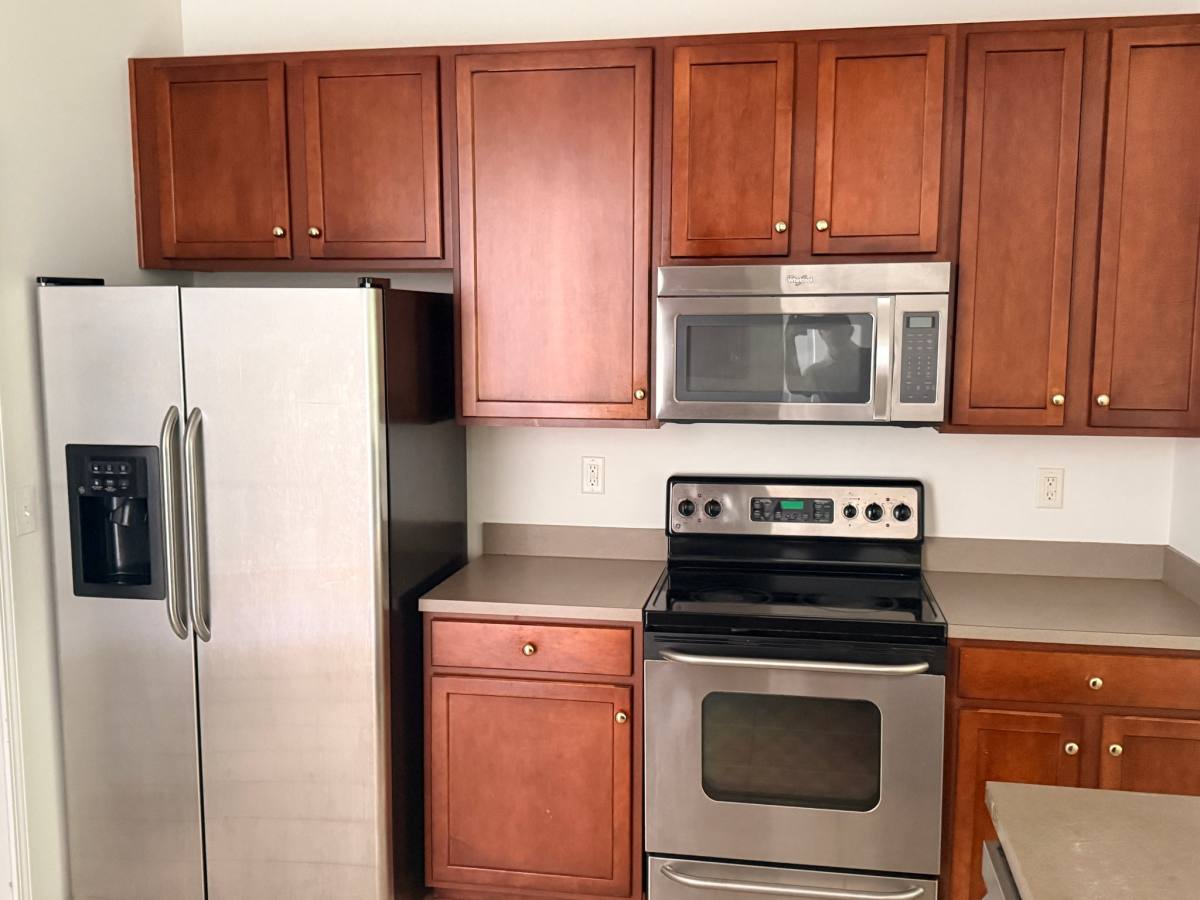 Townhouse for rent at 8742 Appledale Dr, Charlotte, NC 28262