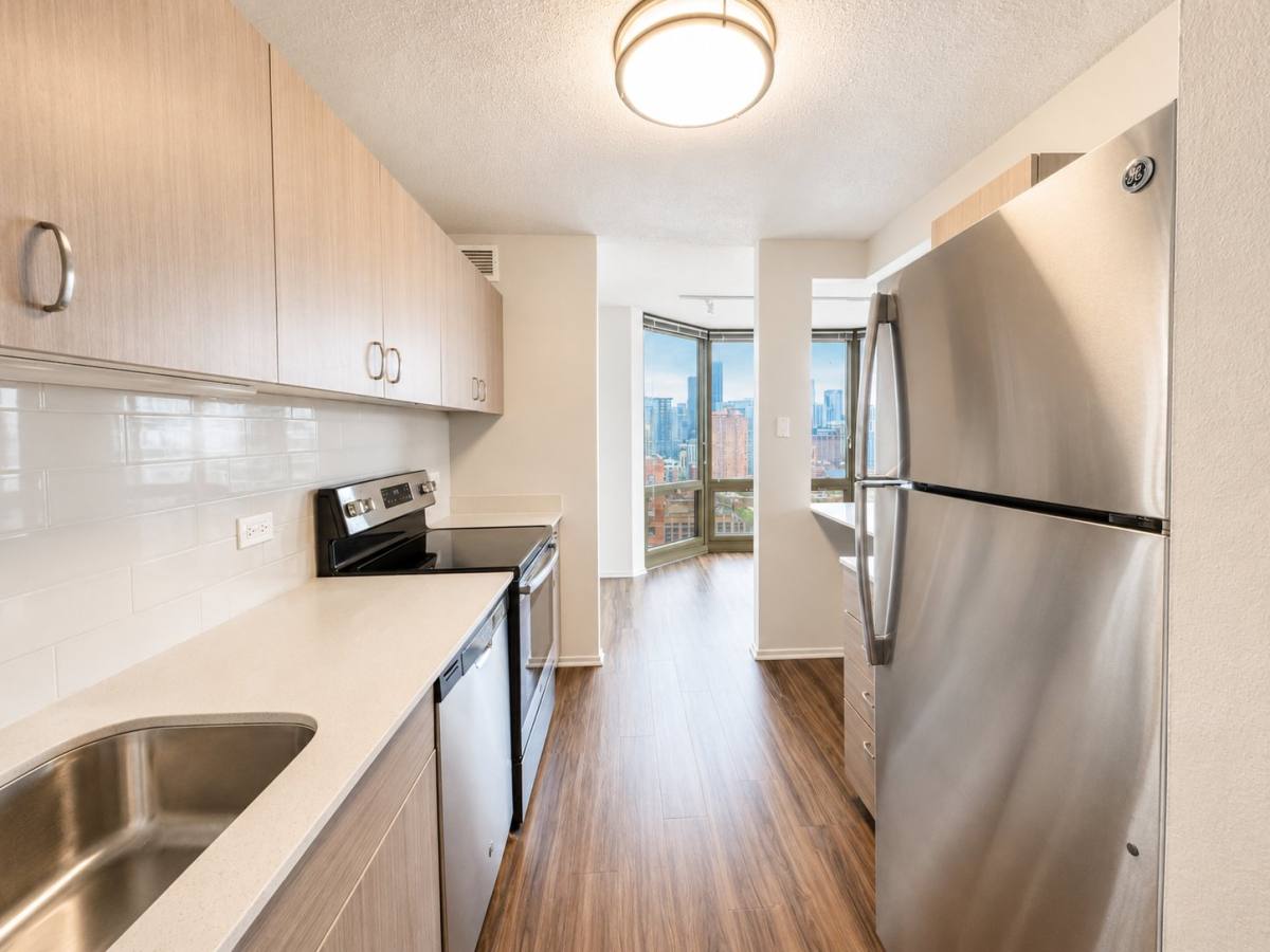 Apartment for rent at 1122 N Dearborn St #1611, Chicago, IL 60610