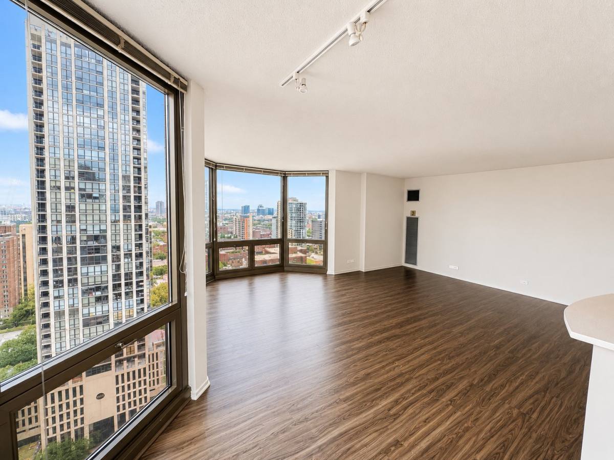 Apartment for rent at 1122 N Dearborn St #1611, Chicago, IL 60610