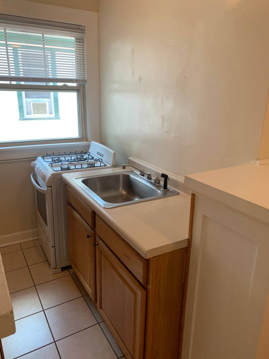 Apartment for rent at 1720 Ashland Ave #7, Saint Paul, MN 55104