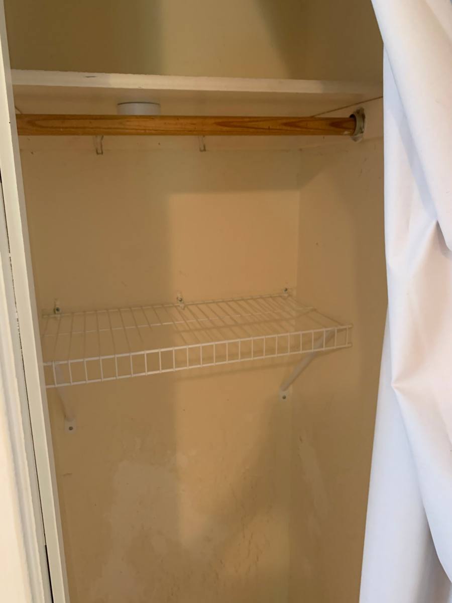 Apartment for rent at 1720 Ashland Ave #7, Saint Paul, MN 55104