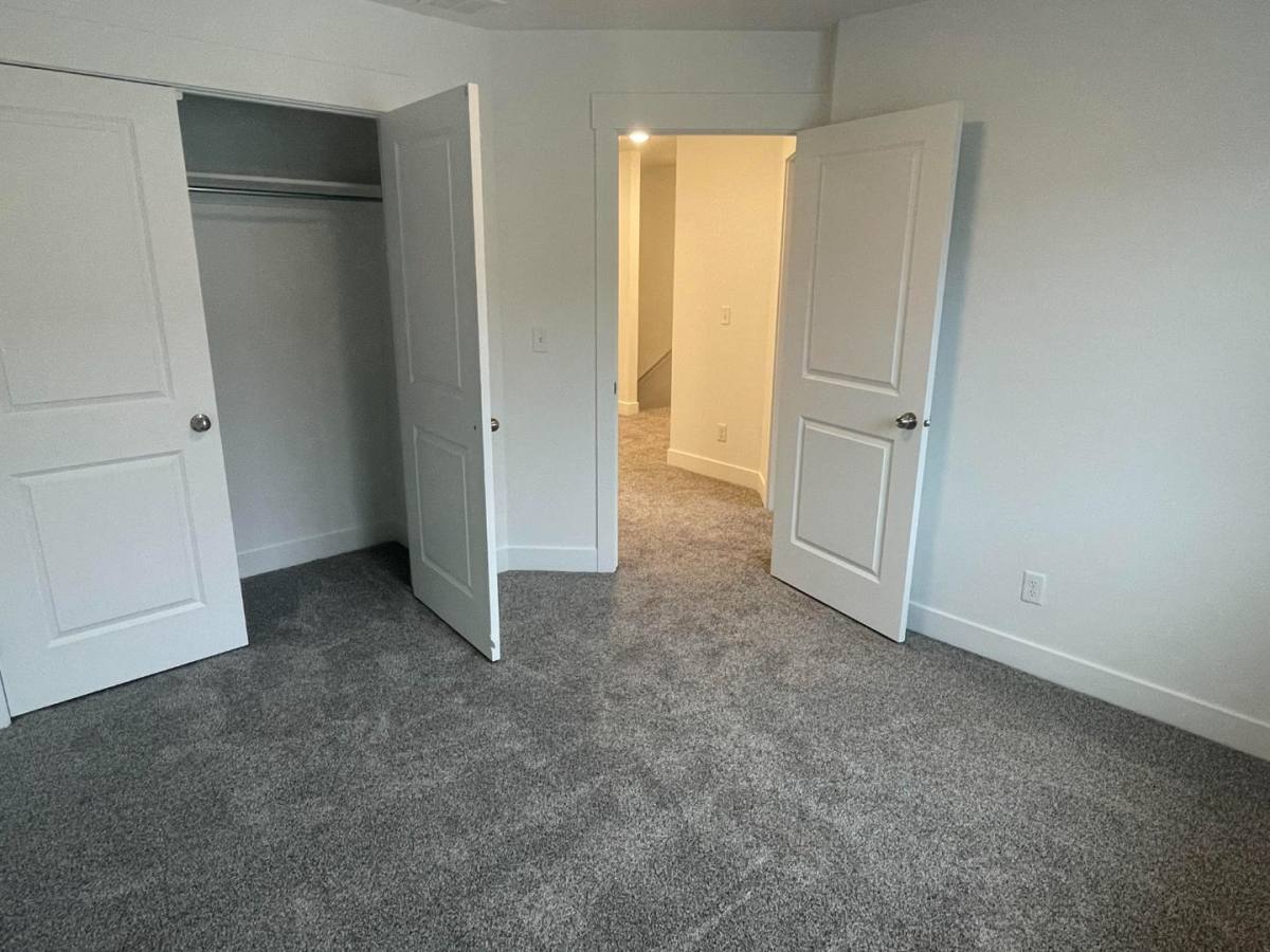 Townhouse for rent at 521 W 340 S, Providence, UT 84332