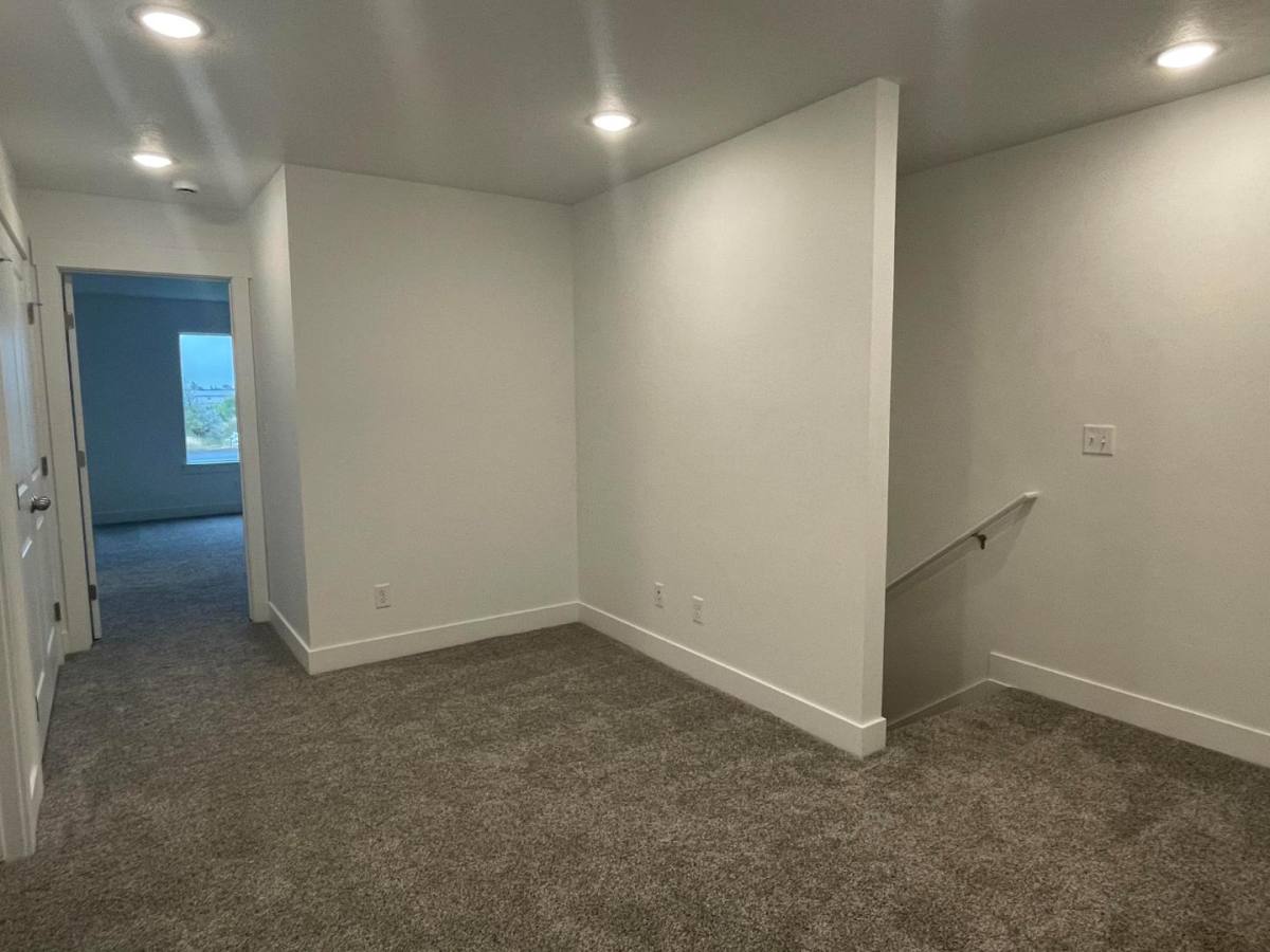 Townhouse for rent at 521 W 340 S, Providence, UT 84332