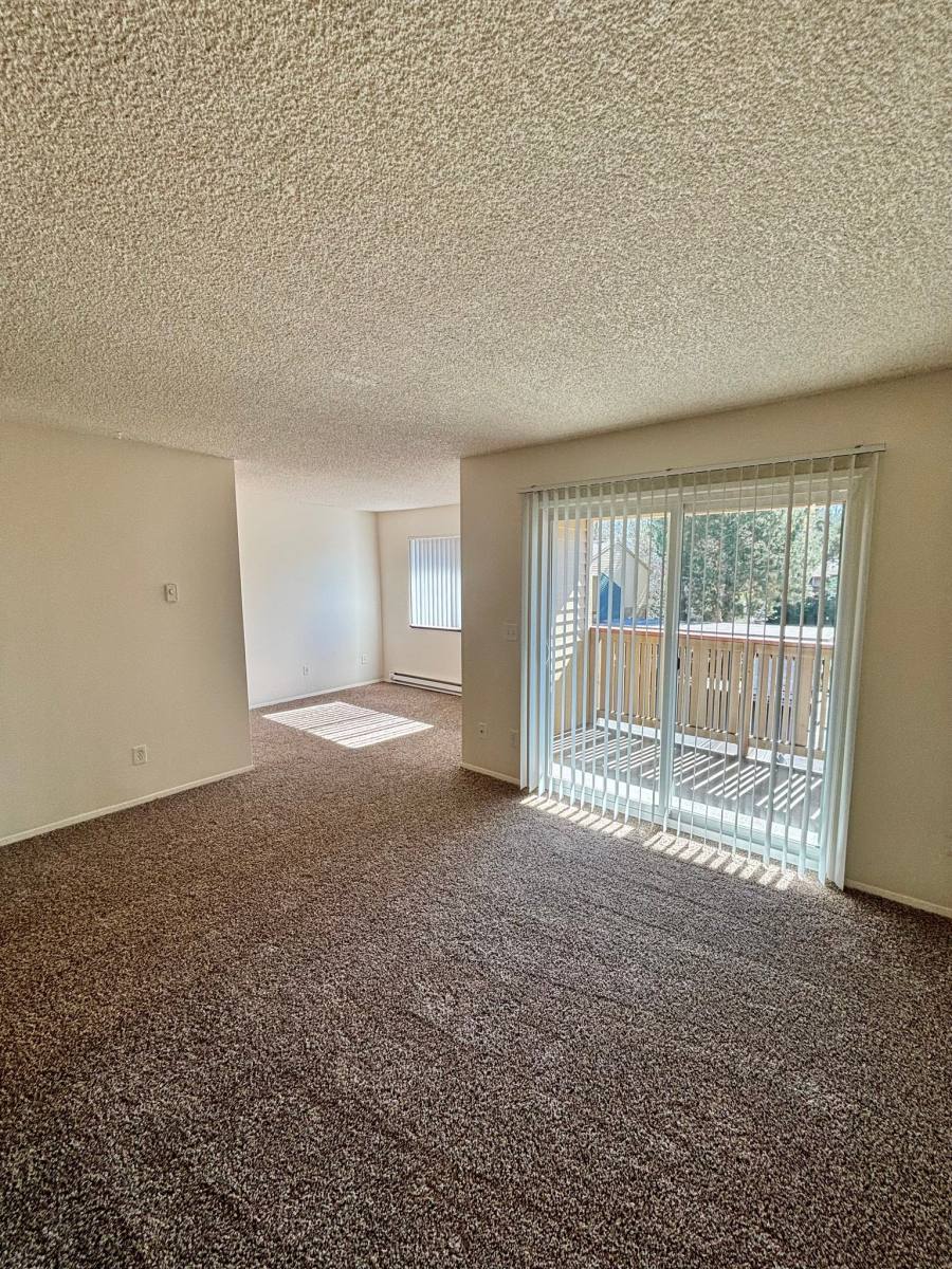 Apartment for rent at 3950 SW 102nd Ave #47, Beaverton, OR 97005
