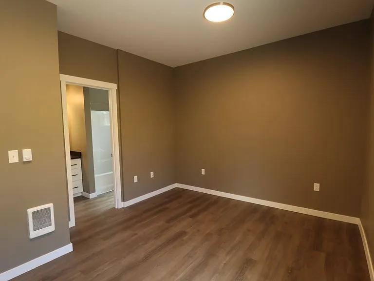 Apartment for rent at 6879 Sun Court SE B A, Salem, OR 97306