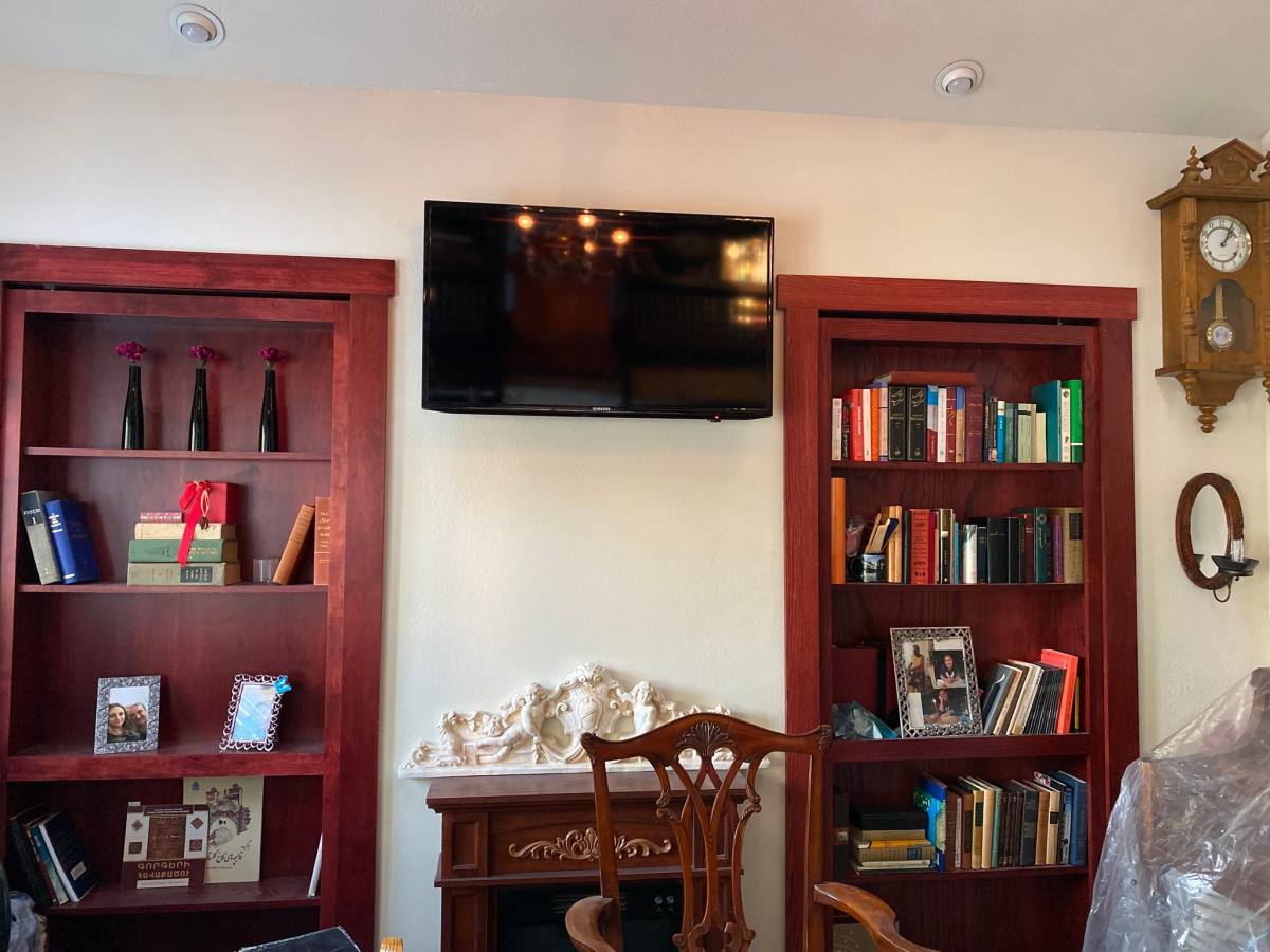 Apartment for rent at 15074 Woodard Rd B #B, San Jose, CA 95124