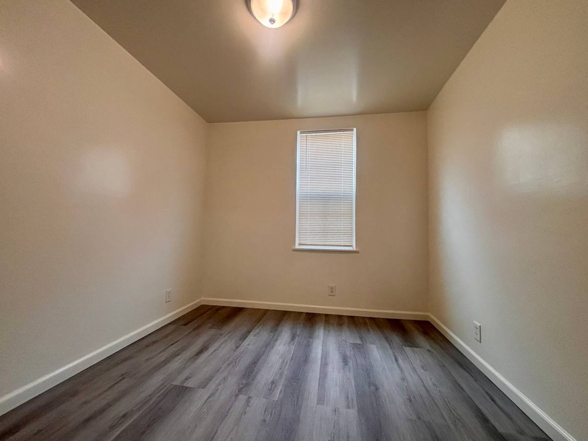 Apartment for rent at 1403 21st Ave #103, Oakland, CA 94603