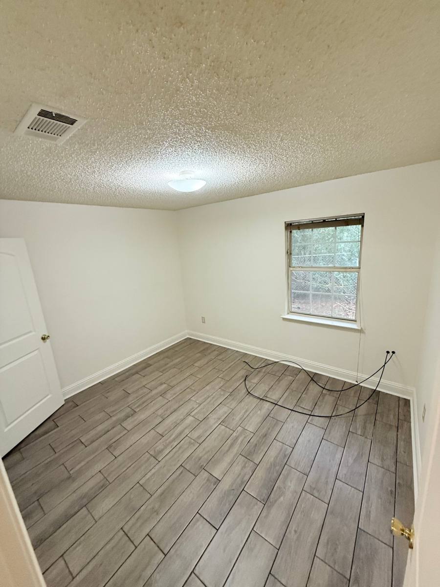 Apartment for rent at 13964 Triple B Rd, Greenwell Springs, LA 70739