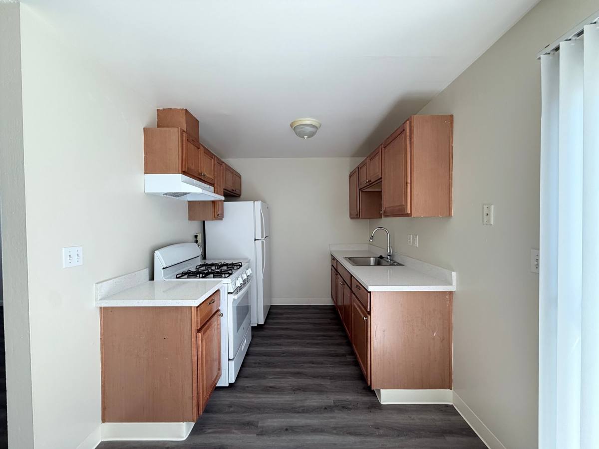 Townhouse for rent at 671 Military E, Benicia, CA 94510