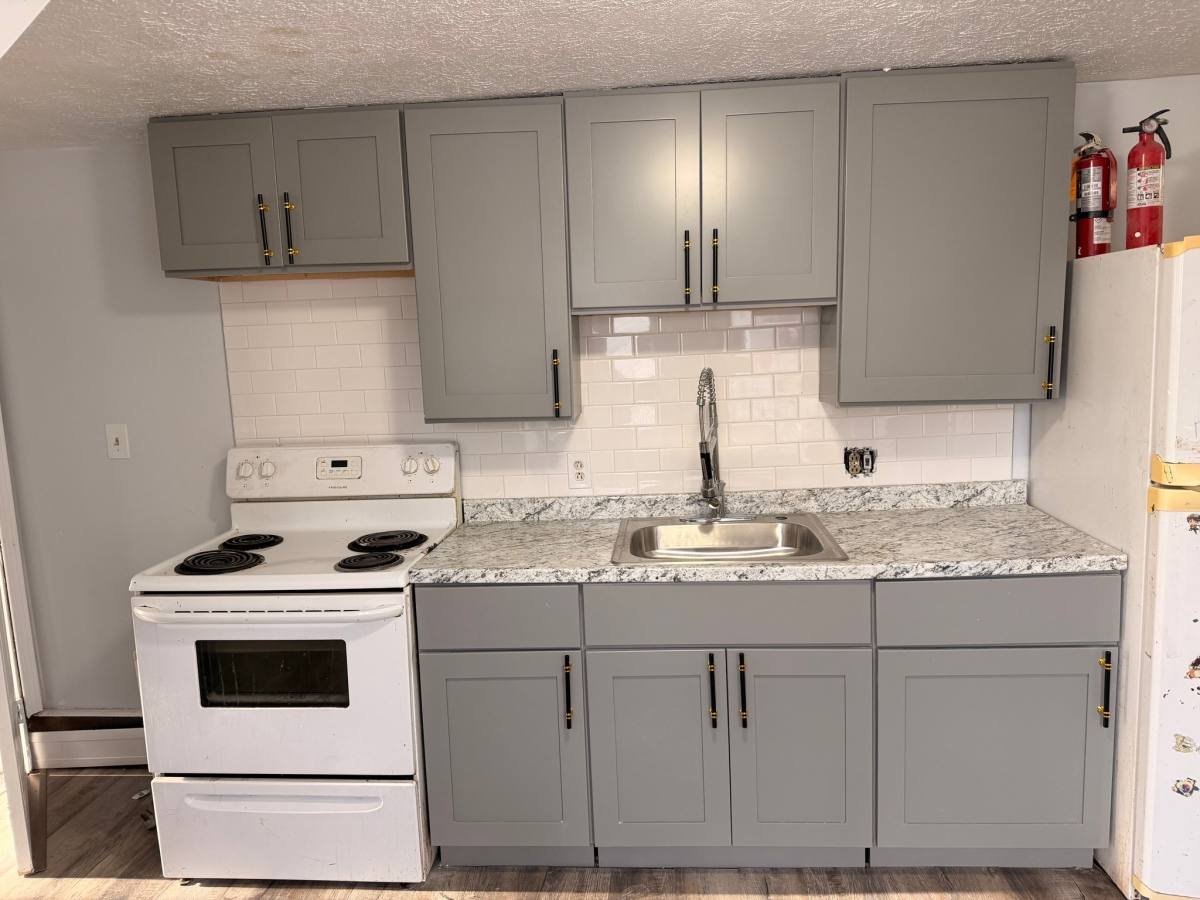 Apartment for rent at 125 Pierce St #6, Lewiston, ME 04240
