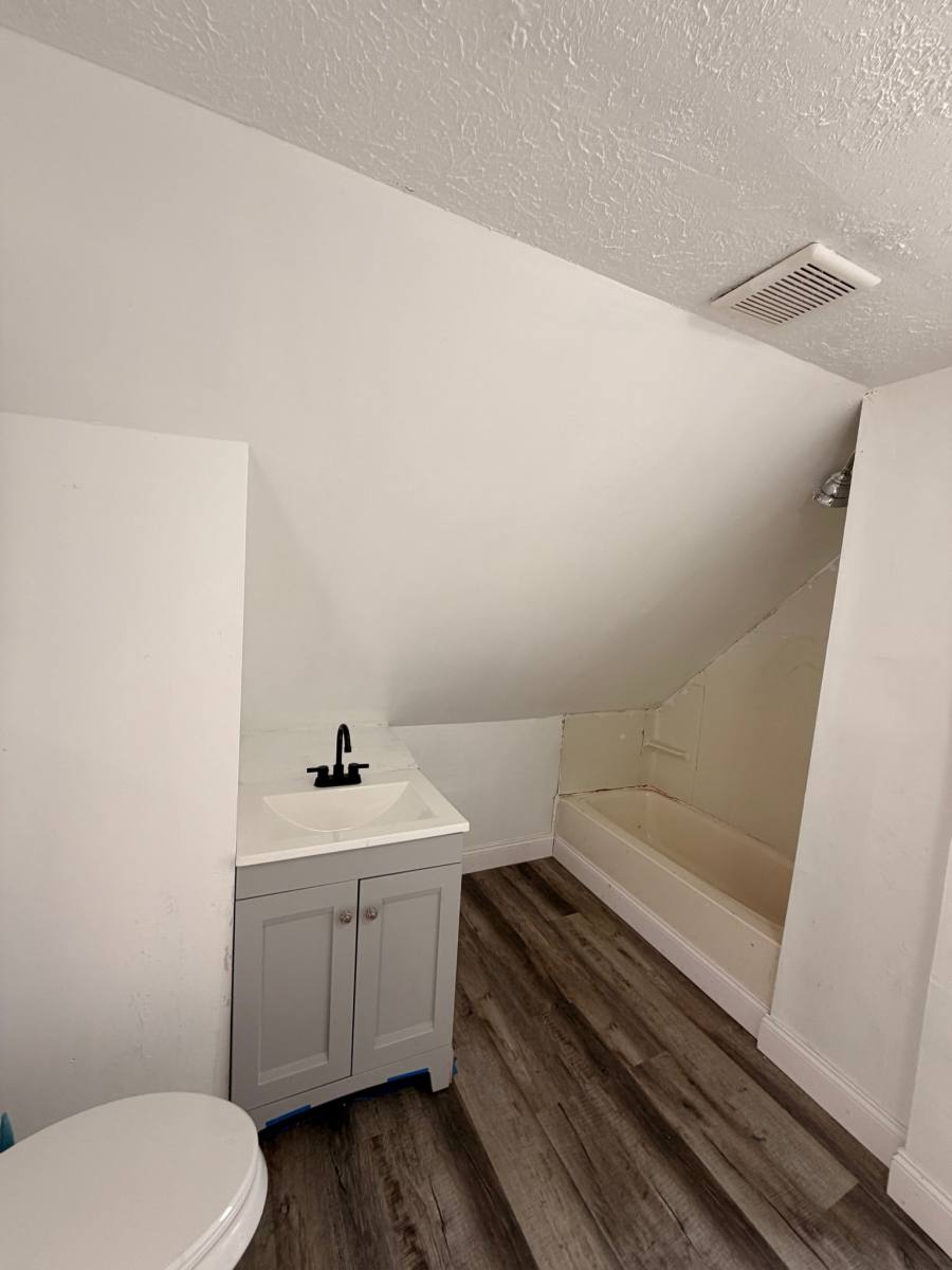 Apartment for rent at 125 Pierce St #6, Lewiston, ME 04240