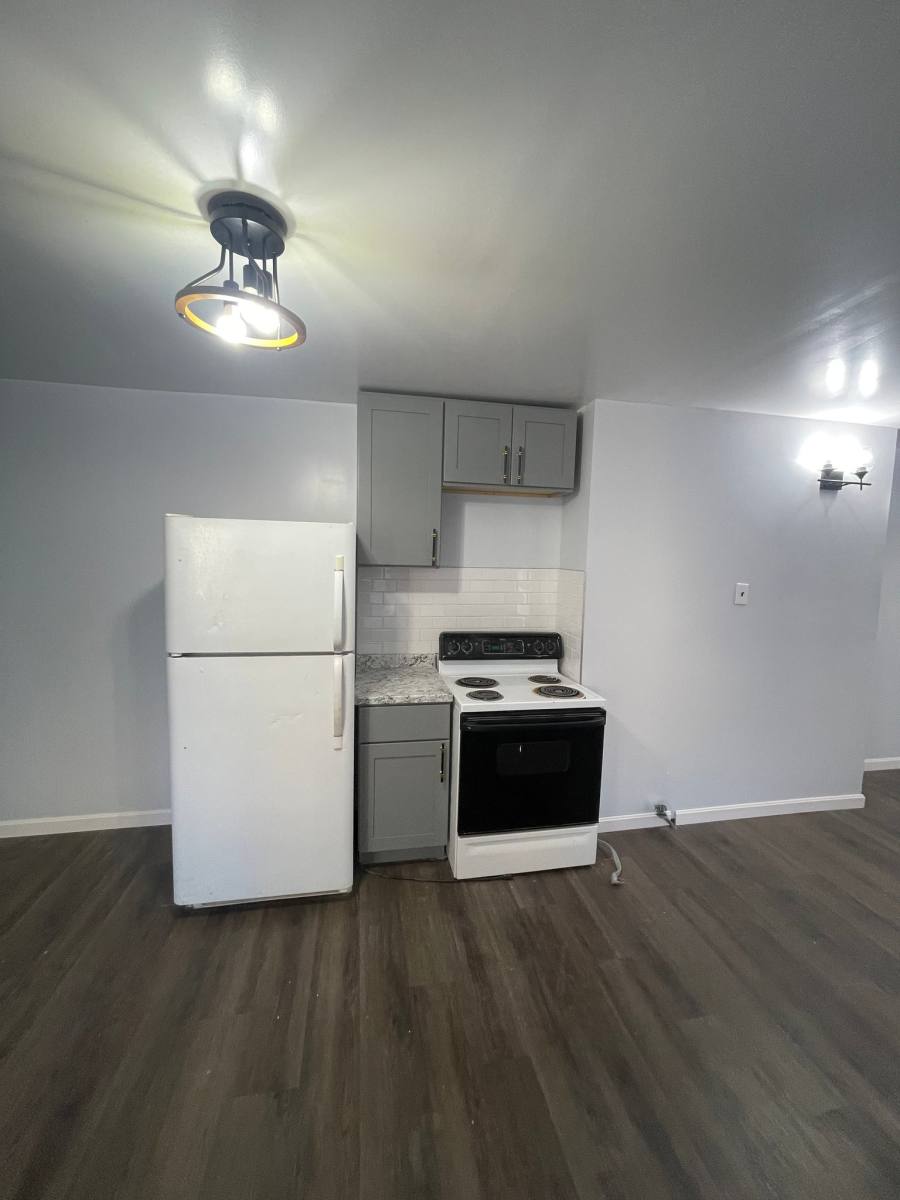 Apartment for rent at 125 Pierce St #3, Lewiston, ME 04240
