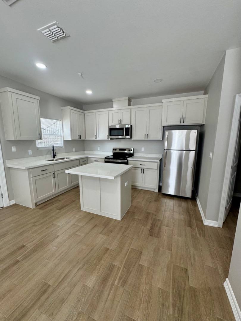 Apartment for rent at 800 Ragland St #4, Mission, TX 78572