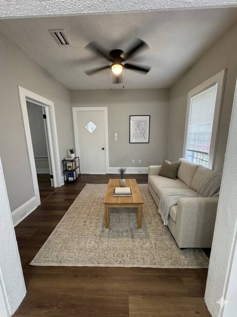 House for rent at 1459 W 23rd St, Jacksonville, FL 32209