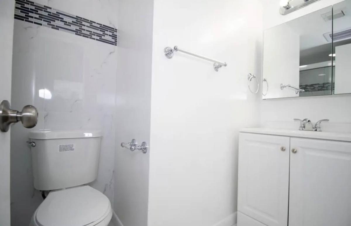 Apartment for rent at 11430 NW 45th St 11432, Coral Springs, FL 33065