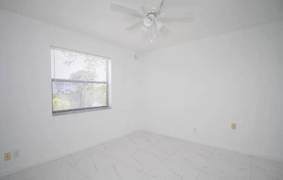 Apartment for rent at 11430 NW 45th St 11432, Coral Springs, FL 33065