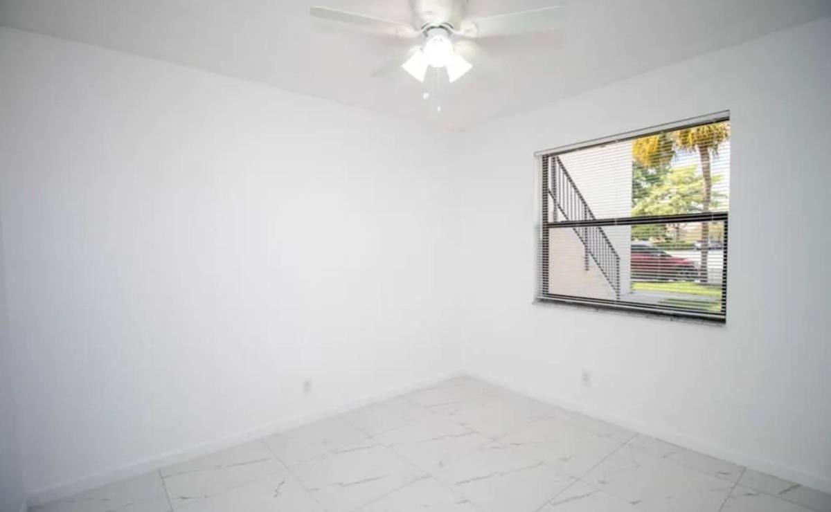 Apartment for rent at 11430 NW 45th St 11432, Coral Springs, FL 33065