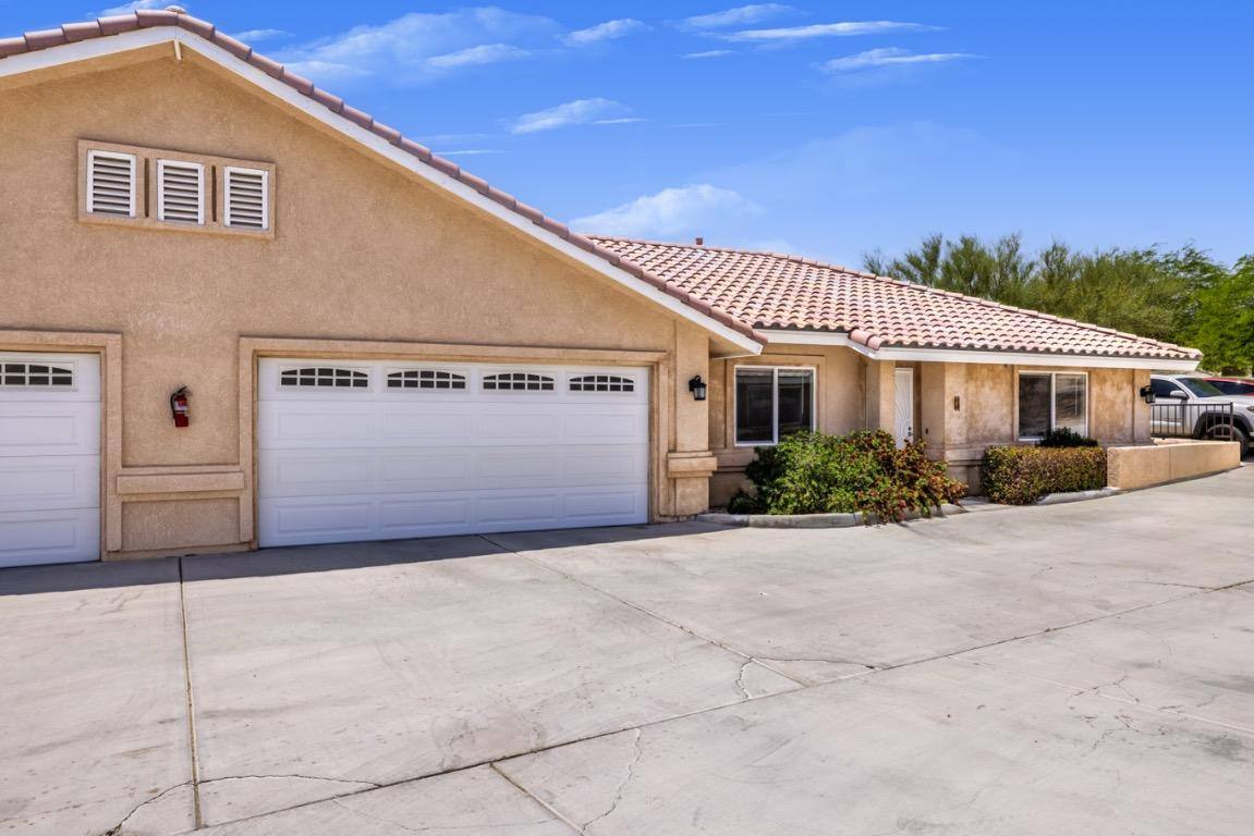 Apartment for rent at 16201 Viho Rd #3, Apple Valley, CA 92307