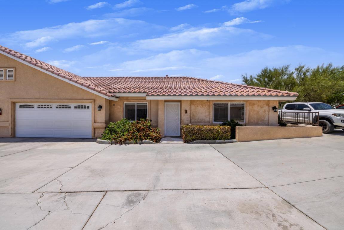 Apartment for rent at 16201 Viho Rd #3, Apple Valley, CA 92307