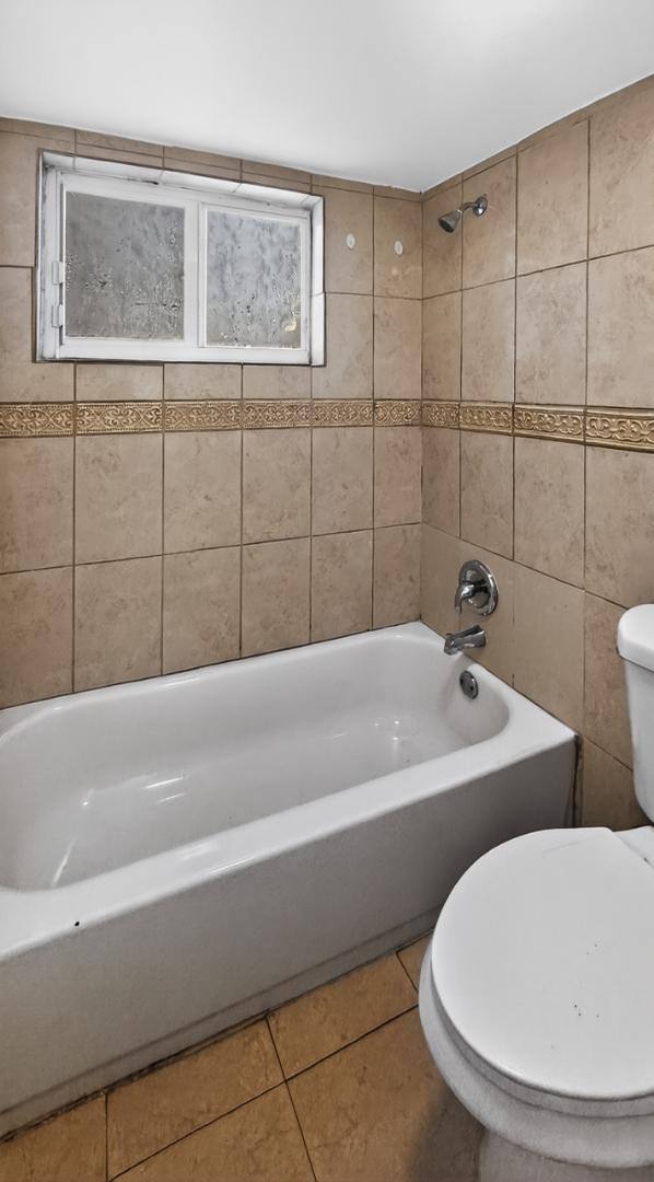 Apartment for rent at 13201 Memorial Highway 111, Miami, FL 33161
