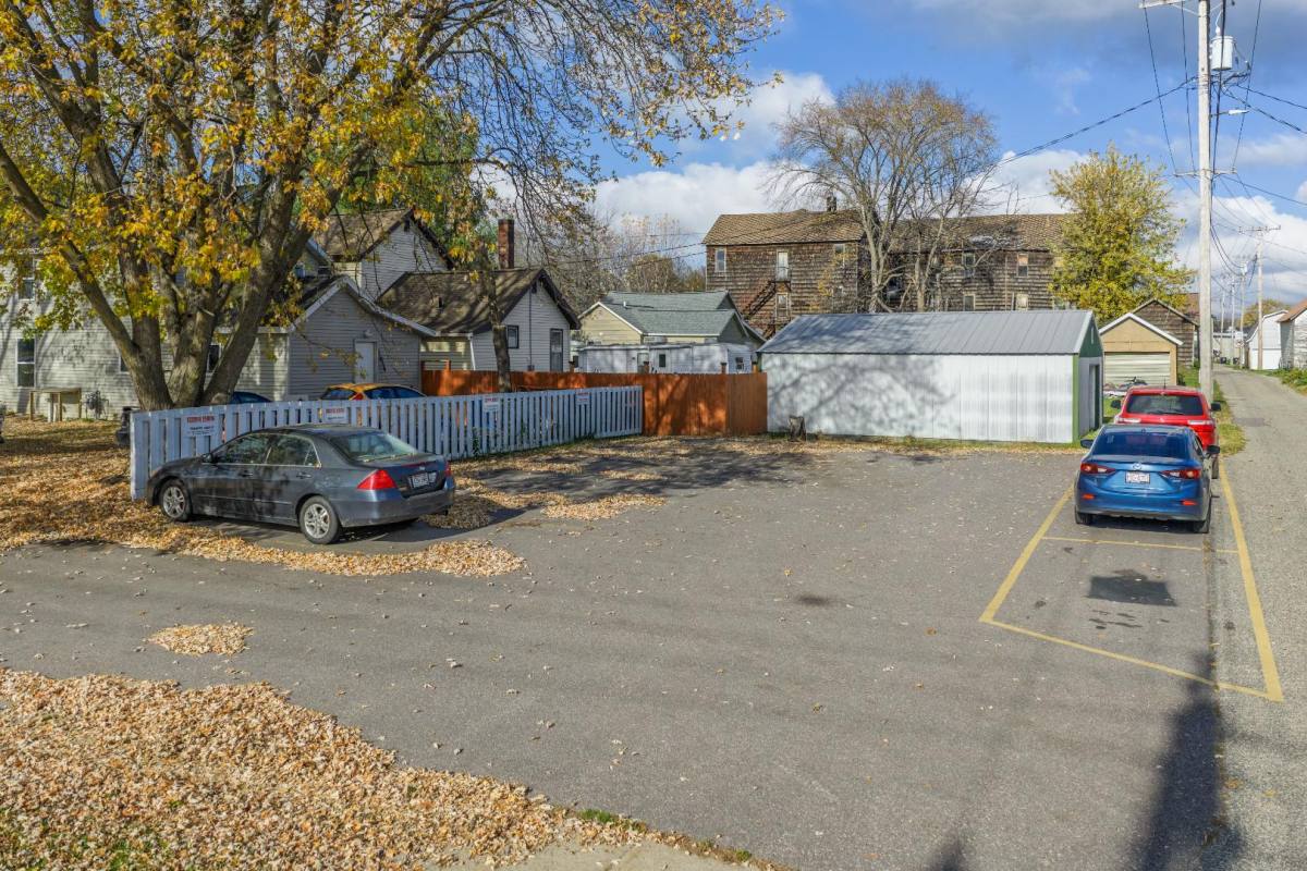 Apartment for rent at 405 Franklin St #1, Elroy, WI 53929