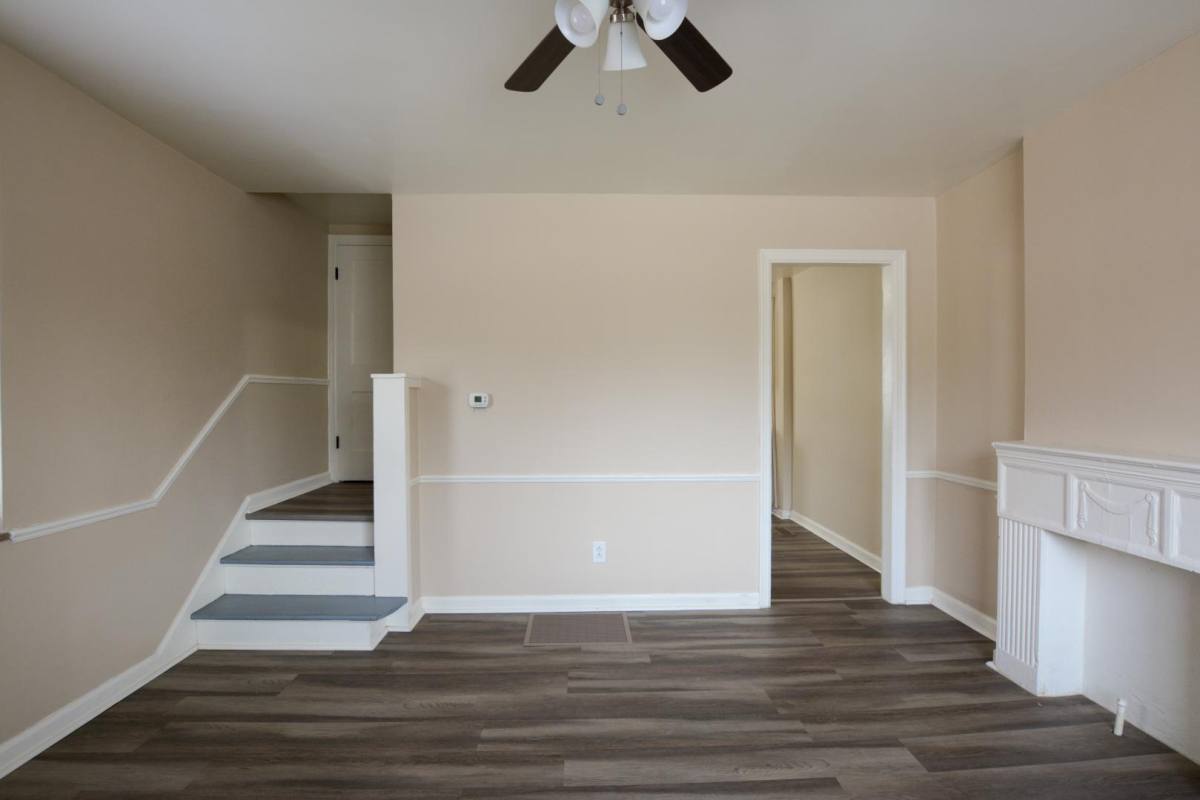 Townhouse for rent at 486 S James Rd, Columbus, OH 43213
