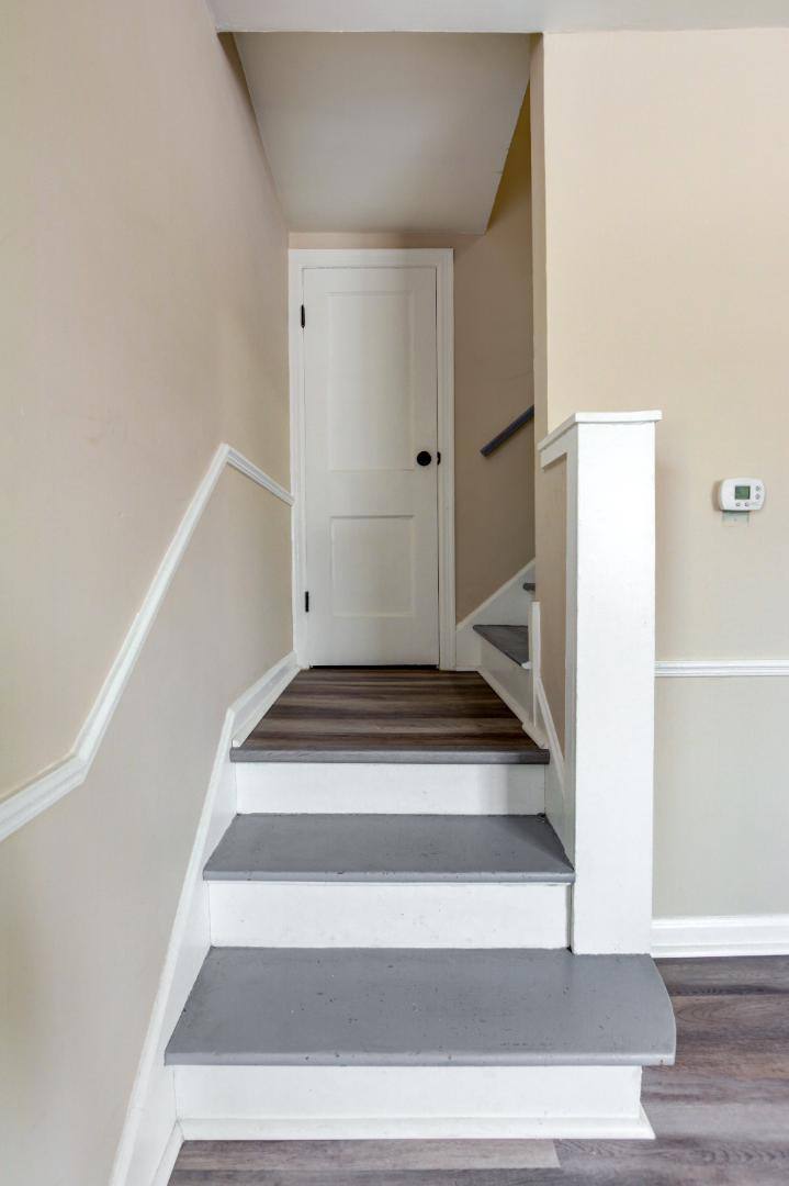 Townhouse for rent at 486 S James Rd, Columbus, OH 43213