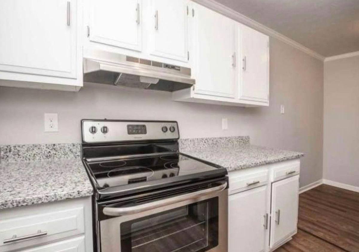 Apartment for rent at 609 E Inskip Dr #6, Knoxville, TN 37912