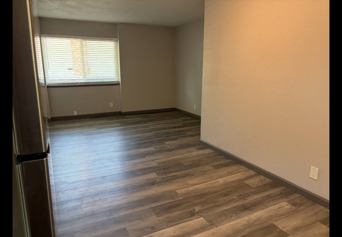 Apartment for rent at 1023 W St #2, Sacramento, CA 95818