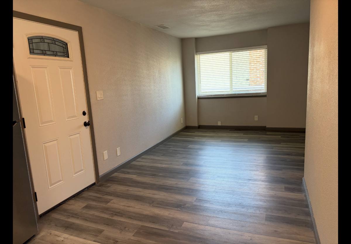 Apartment for rent at 1023 W St #2, Sacramento, CA 95818