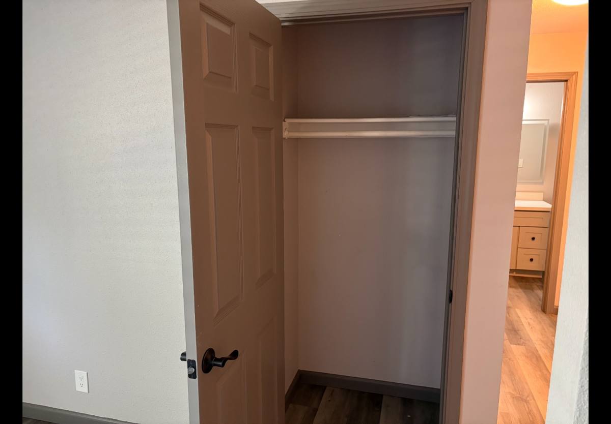 Apartment for rent at 1023 W St #2, Sacramento, CA 95818
