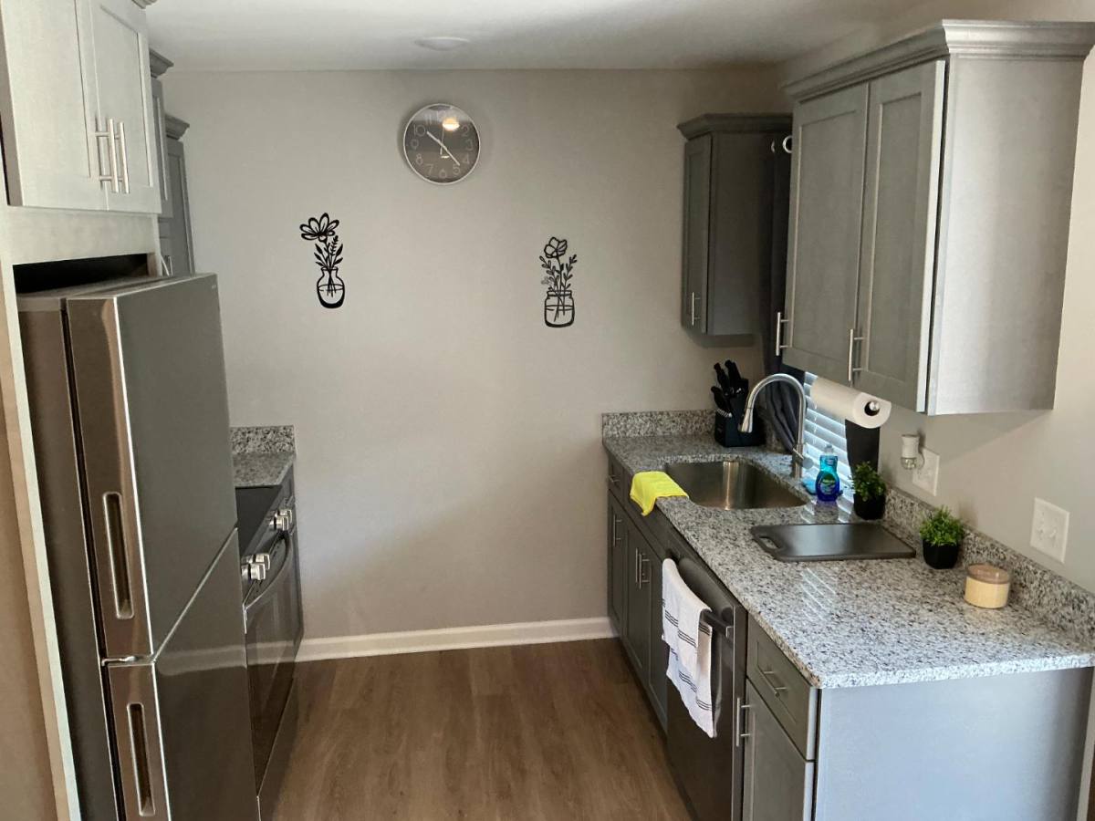 Apartment for rent at 733 W 52nd St, Savannah, GA 31405