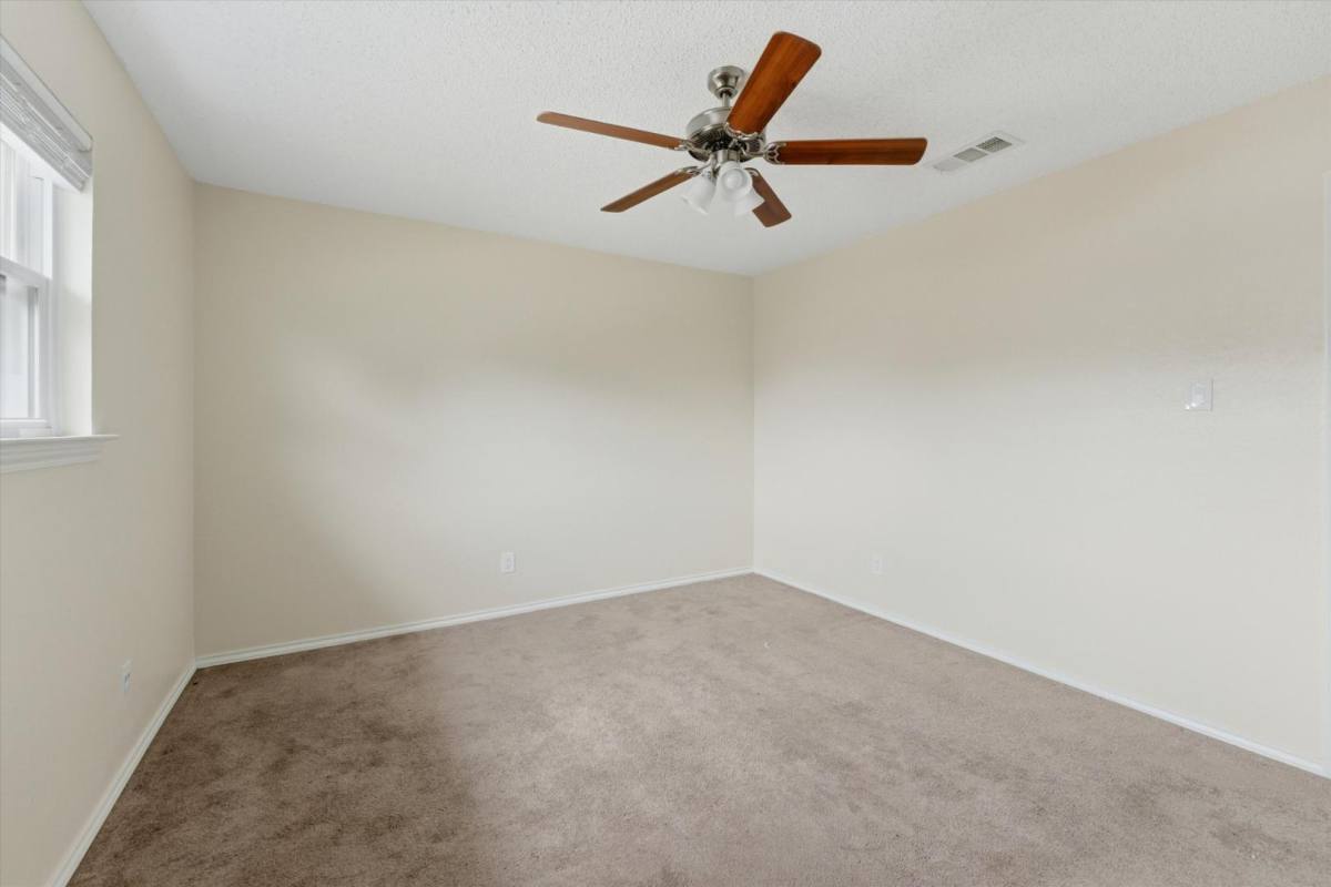 Apartment for rent at 401 N 7th St C, Midlothian, TX 76065