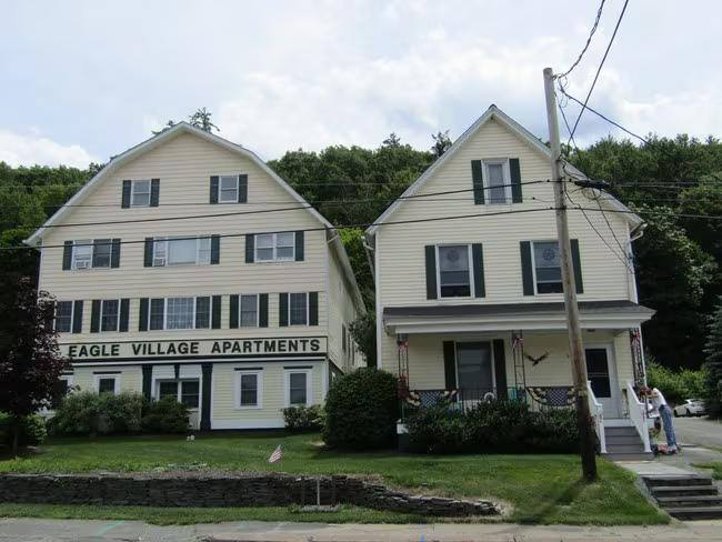 Apartment for rent at 522 Spring St #201, Hawley, PA 18428