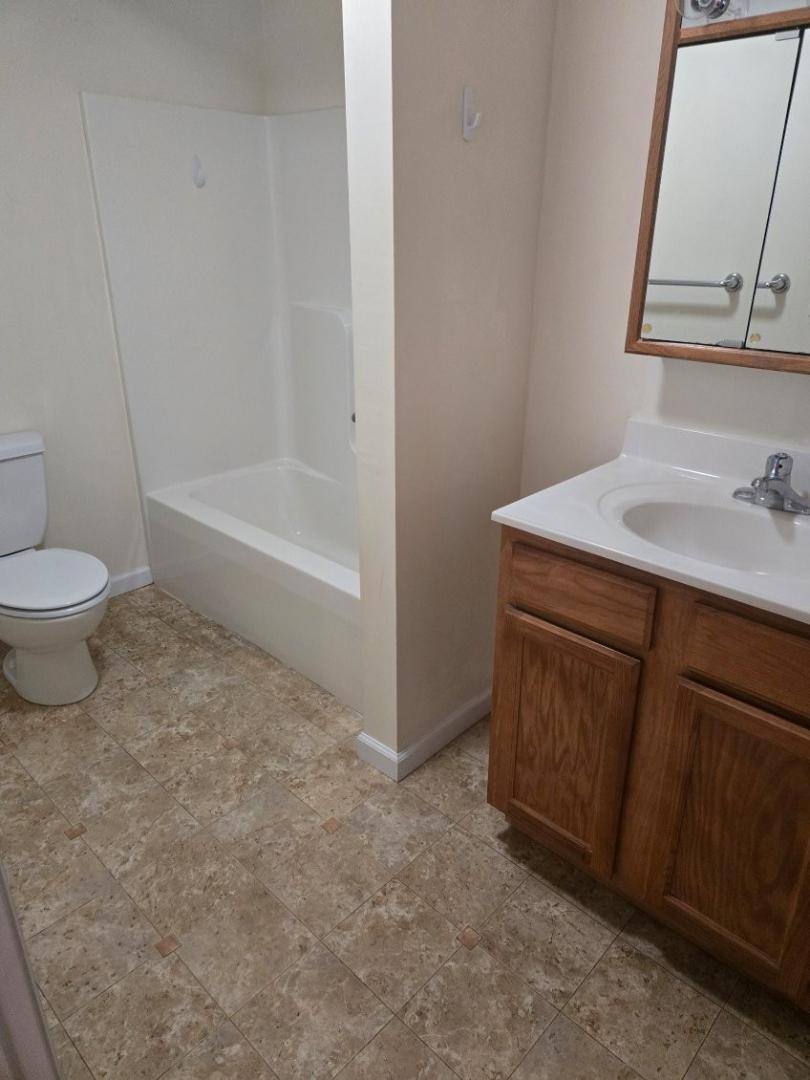 Apartment for rent at 522 Spring St #201, Hawley, PA 18428