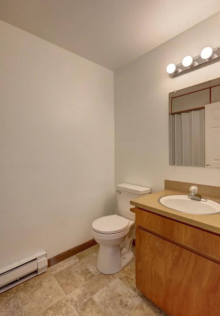 Apartment for rent at 2130 S 107th St #E5, Seattle, WA 98168