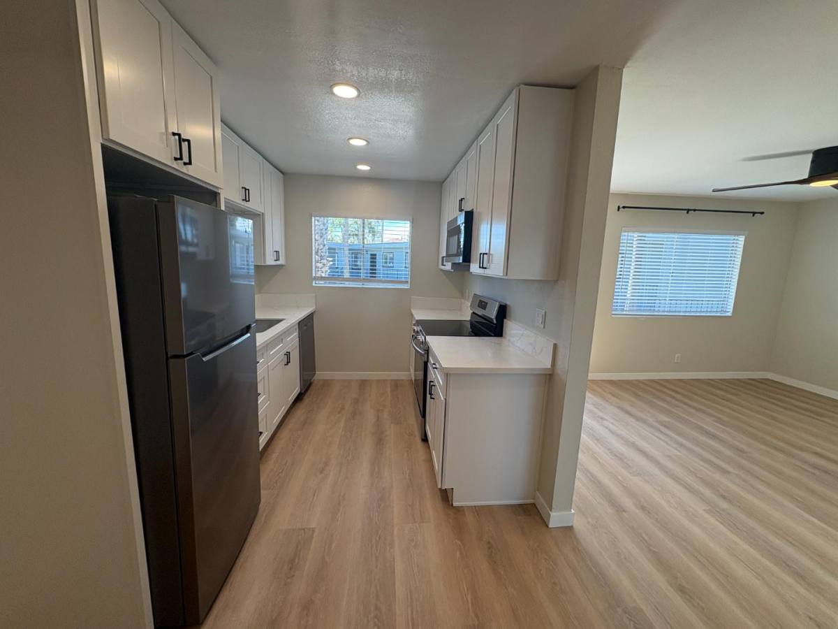 328 S Weitzel St #23, Oceanside, CA 92054 - Apartment for Rent - Image 11