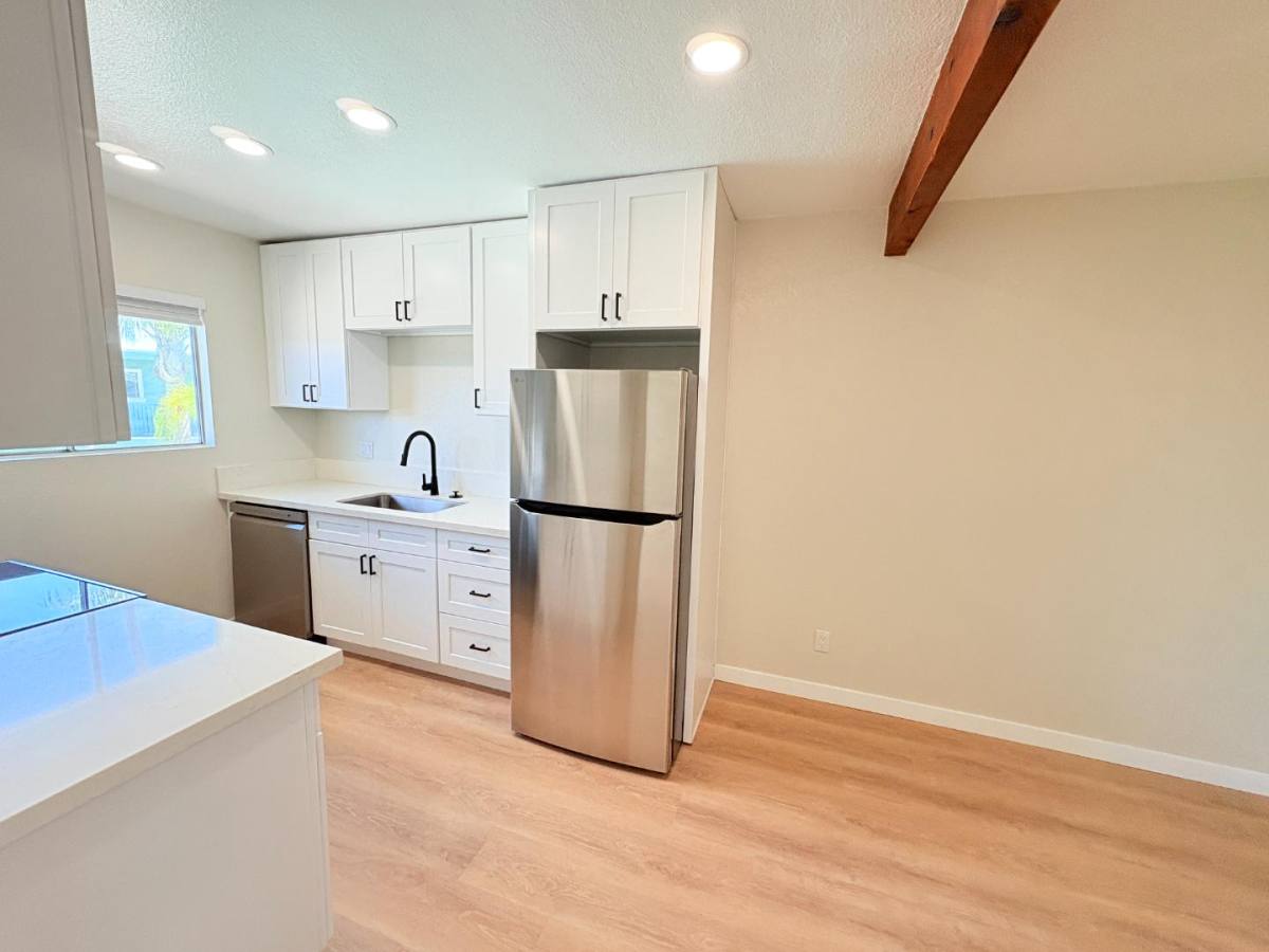 Apartment for rent at 328 S Weitzel St #23, Oceanside, CA 92054