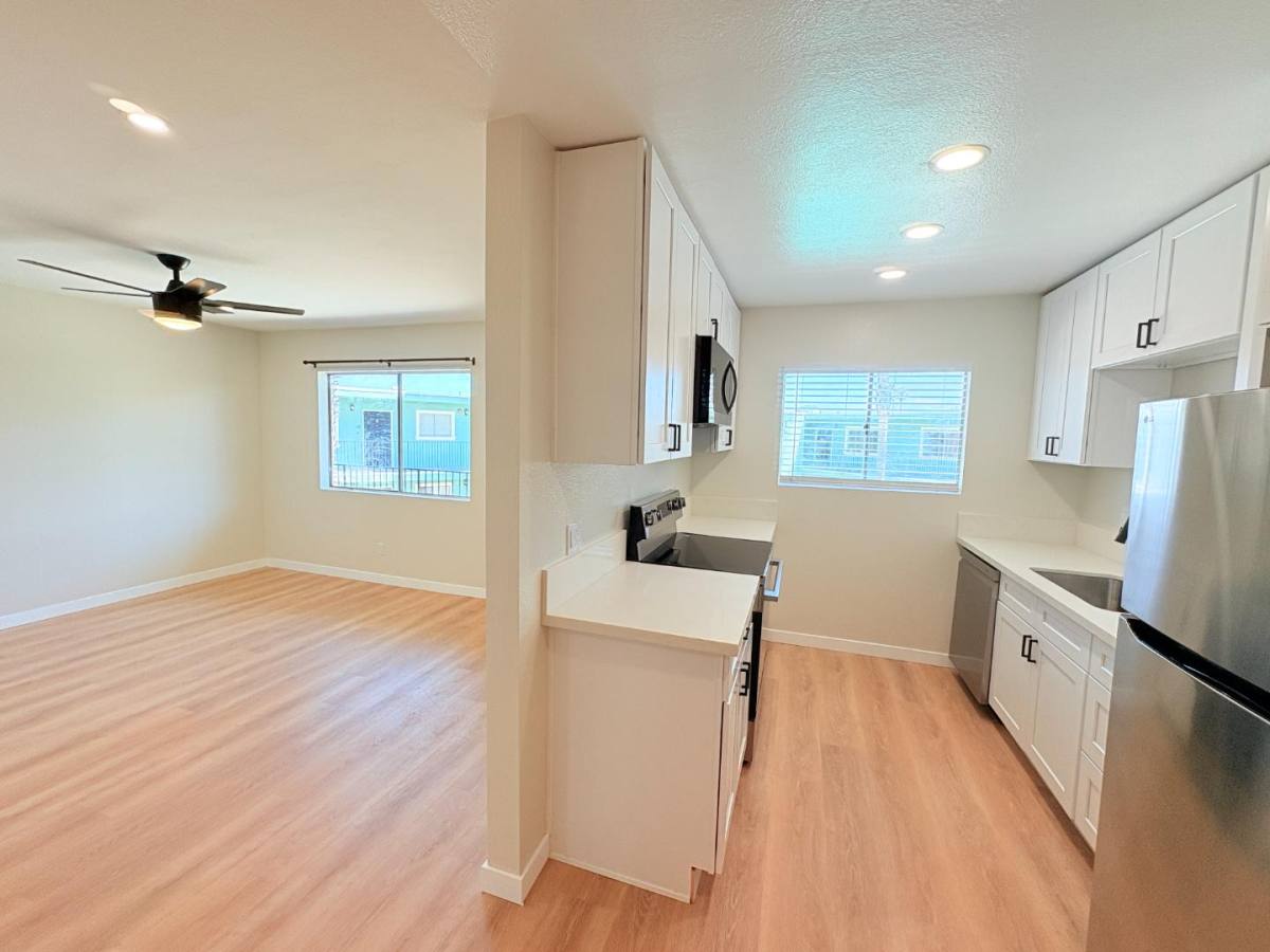 Apartment for rent at 328 S Weitzel St #23, Oceanside, CA 92054