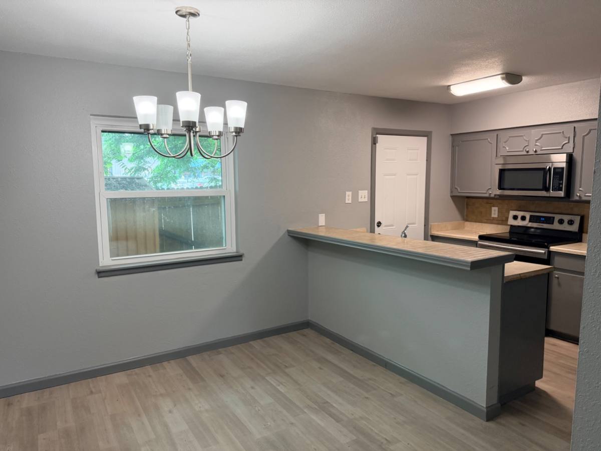 Townhouse for rent at 6427 Wurzbach #23, San Antonio, TX 78240