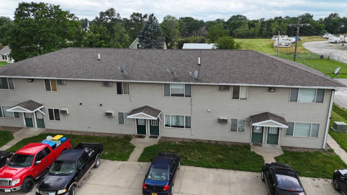 Apartment for rent at 1302 S 11th St #9, Oskaloosa, IA 52577