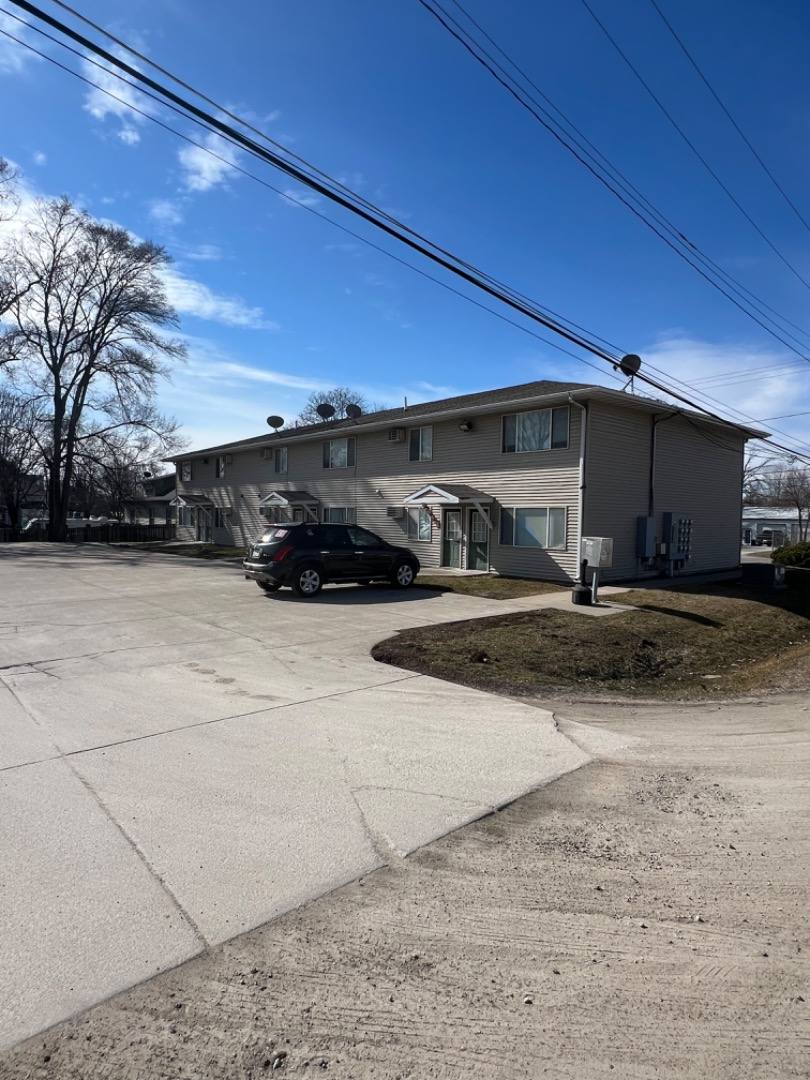 Apartment for rent at 1302 S 11th St #9, Oskaloosa, IA 52577
