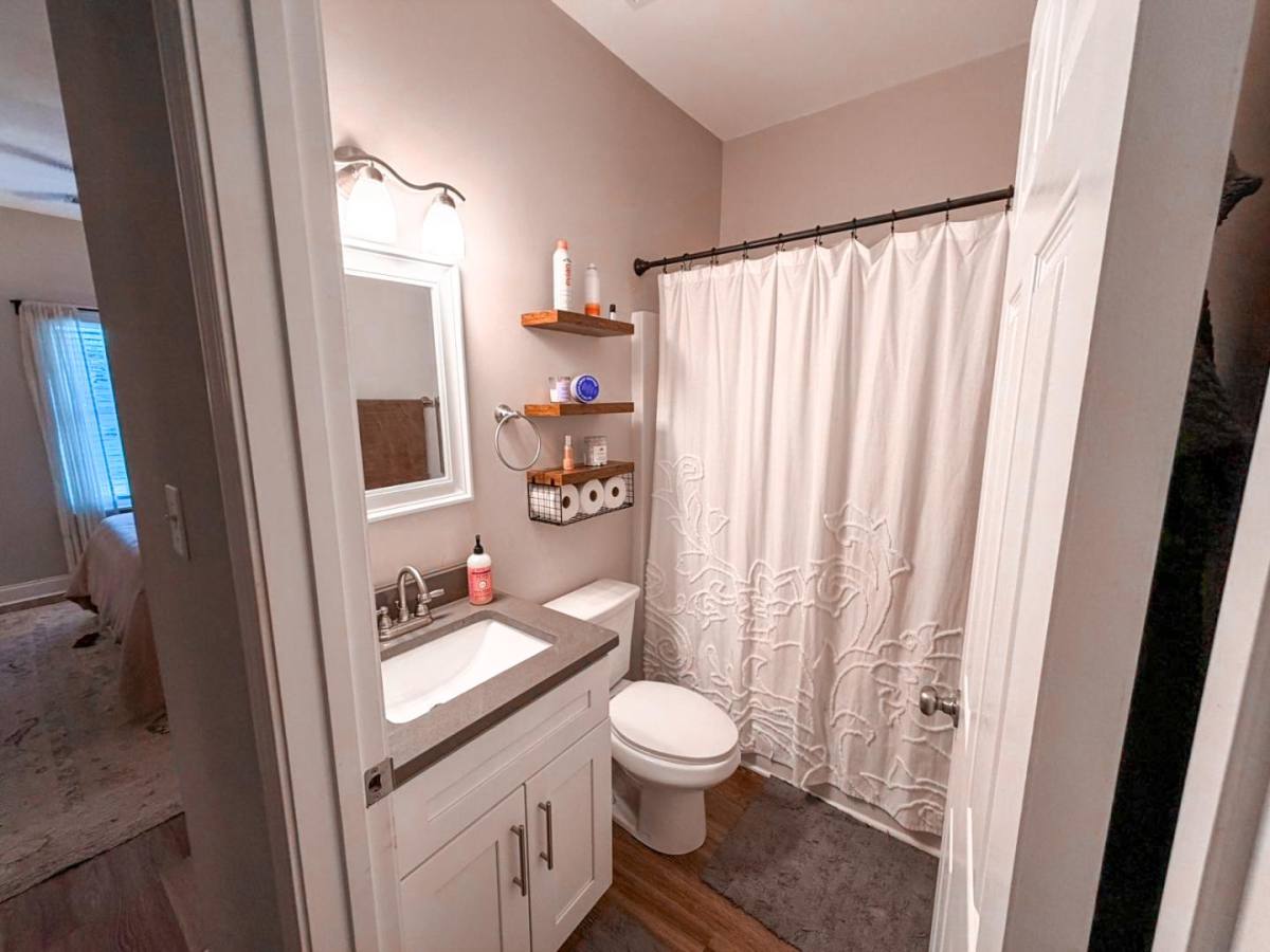 Apartment for rent at 241 N Elbert St #F1, Milledgeville, GA 31061