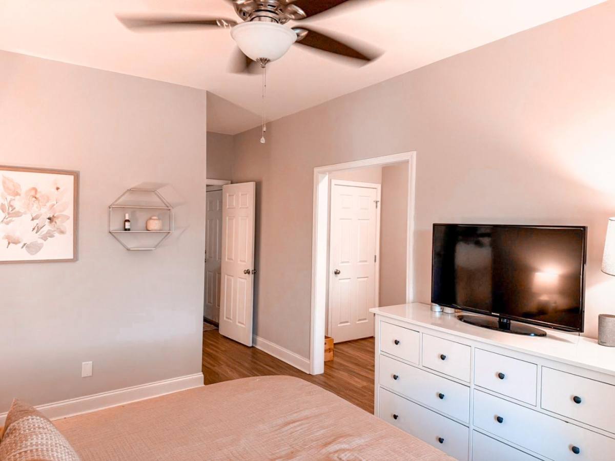 Apartment for rent at 241 N Elbert St #F1, Milledgeville, GA 31061